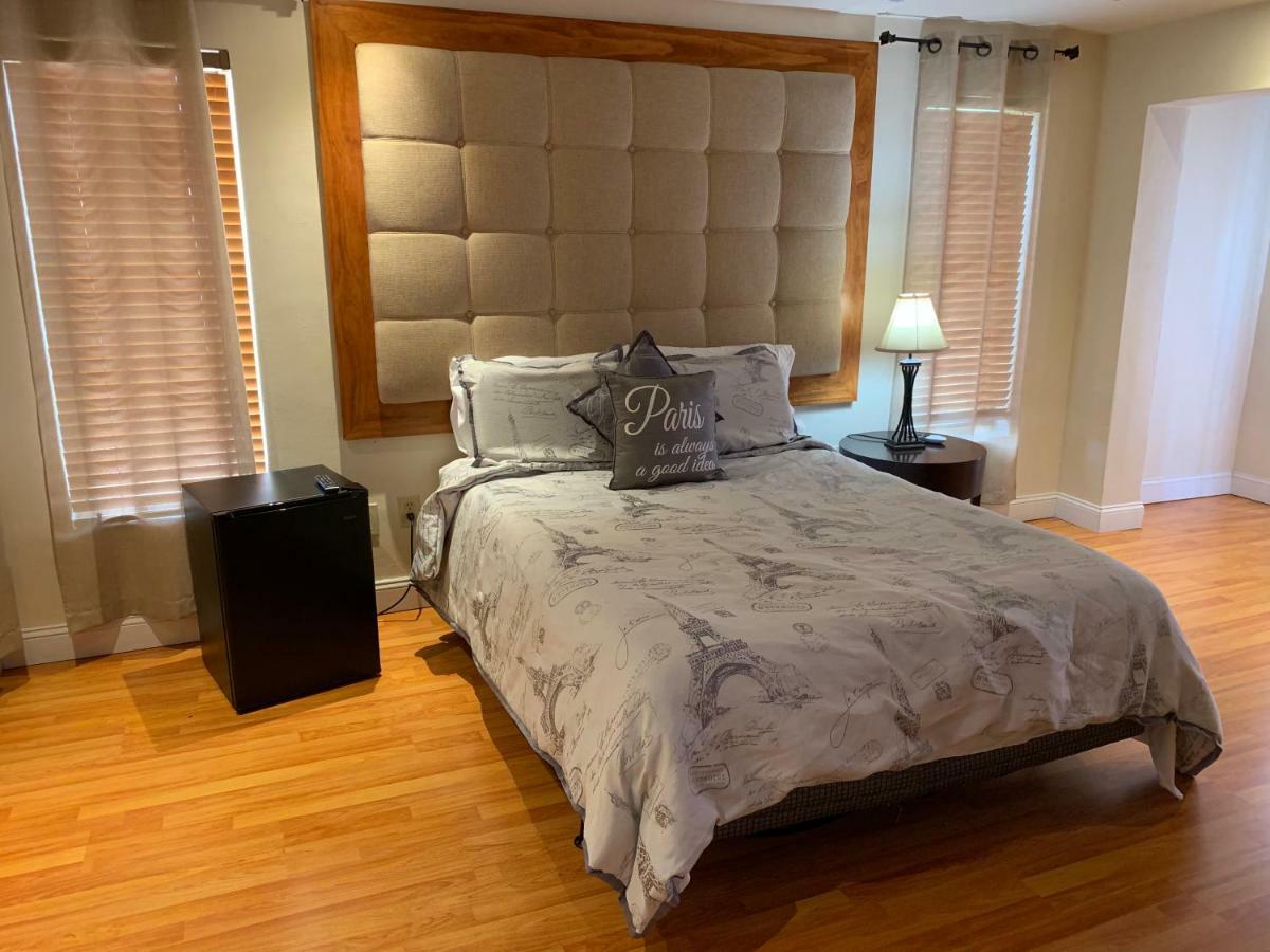 Appartement Friendly Family House à Doral Extérieur photo